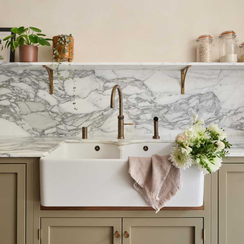 Close-up of marble and quartzite worktop surface